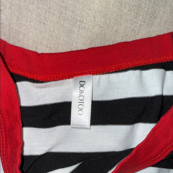 DOKOTOO Crop Tee - Picture 3 of 3